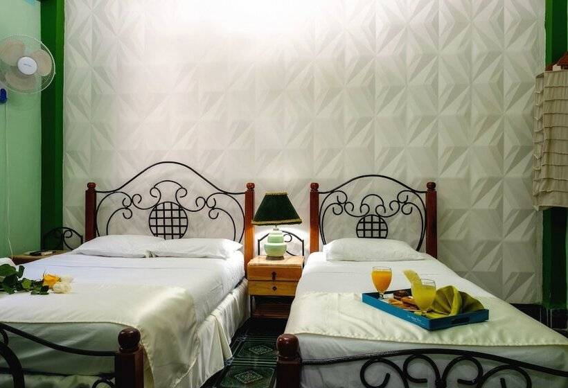 تختخواب و صبحانه Casa Marisela De Colores