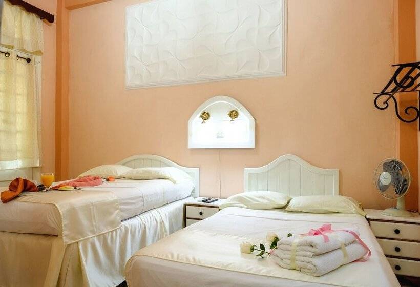 تختخواب و صبحانه Casa Marisela De Colores