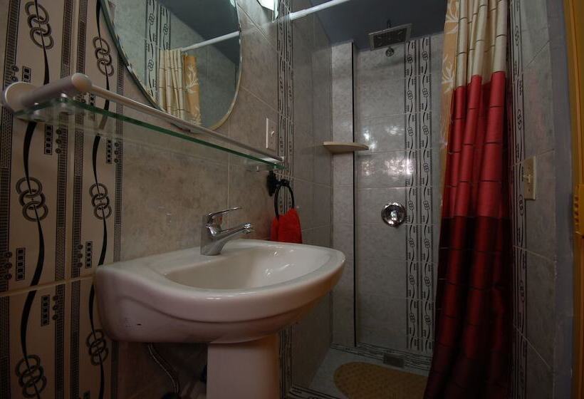 تختخواب و صبحانه Casa Marisela De Colores