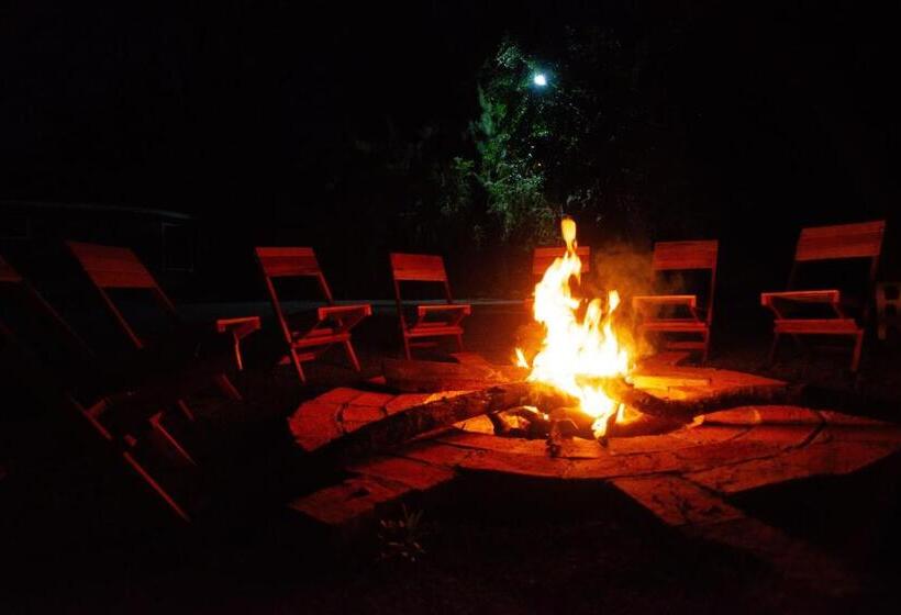 ホテル Boloti Camp Resort