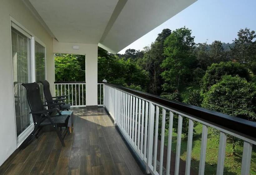 Hotel Broad Bean Resort & Spa