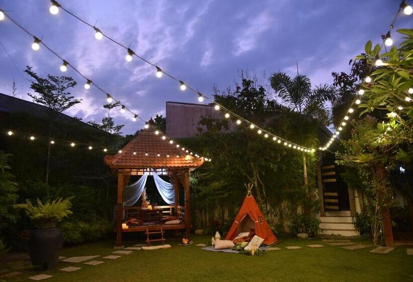 Hotel Chateau Genevie Resort And Event Center