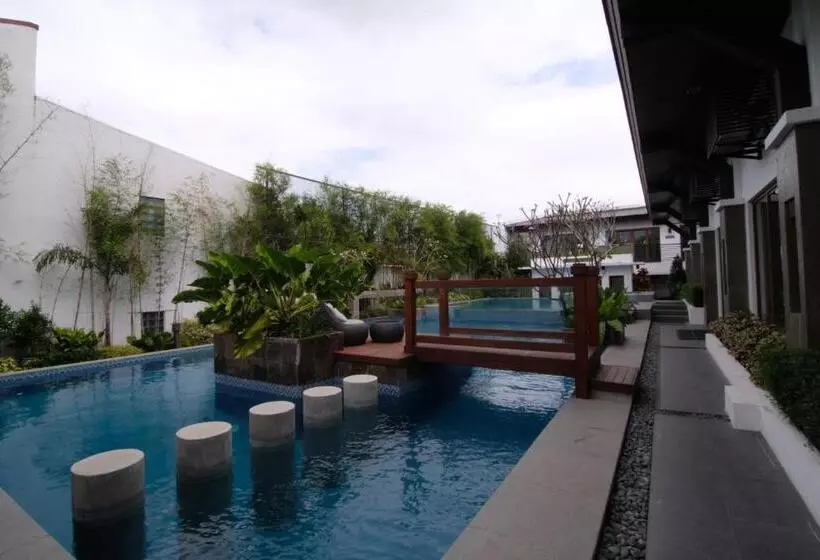 ホテル Chateau Genevie Resort And Event Center