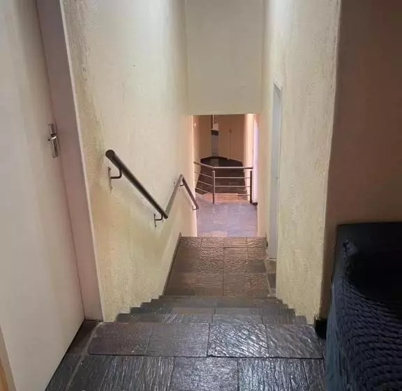 カプセルホテル Mbobo Legacy Residence