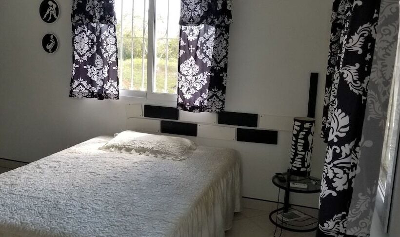 پانسیون Casa Las Piedras