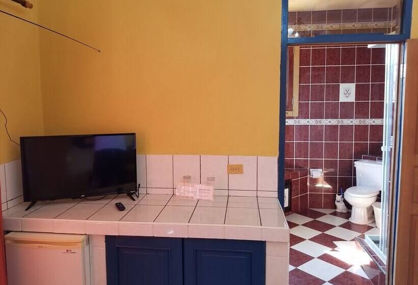 پانسیون Hostal Las Palmas