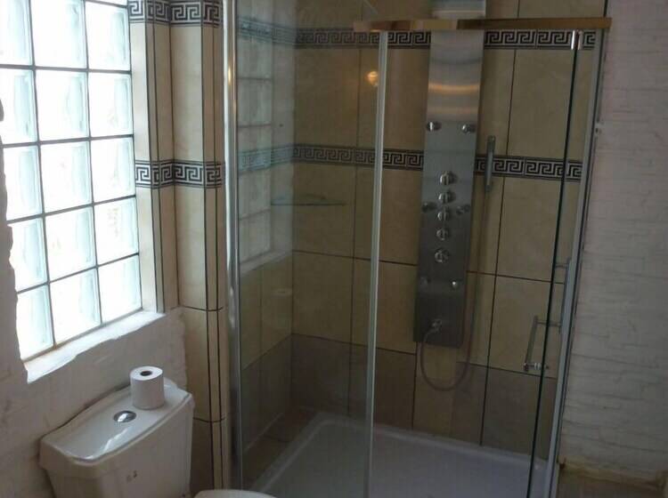 پانسیون Hostal Las Palmas