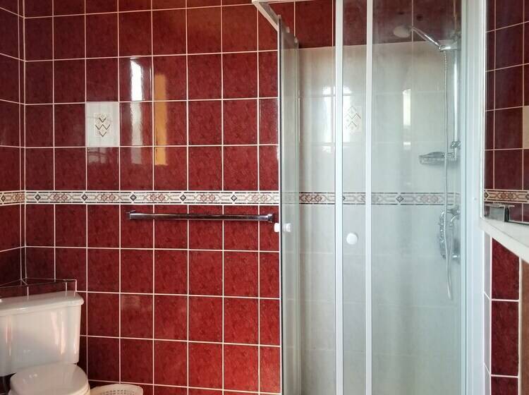 پانسیون Hostal Las Palmas