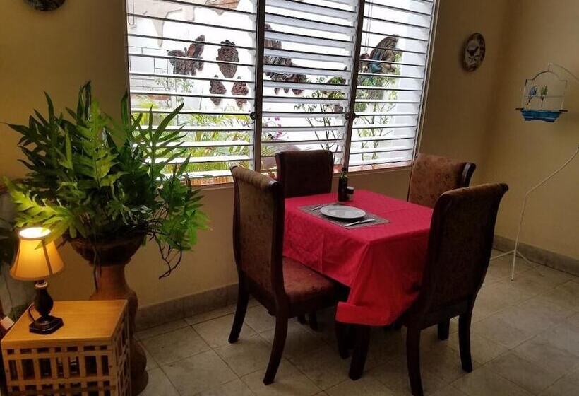 پانسیون Maison Carnot