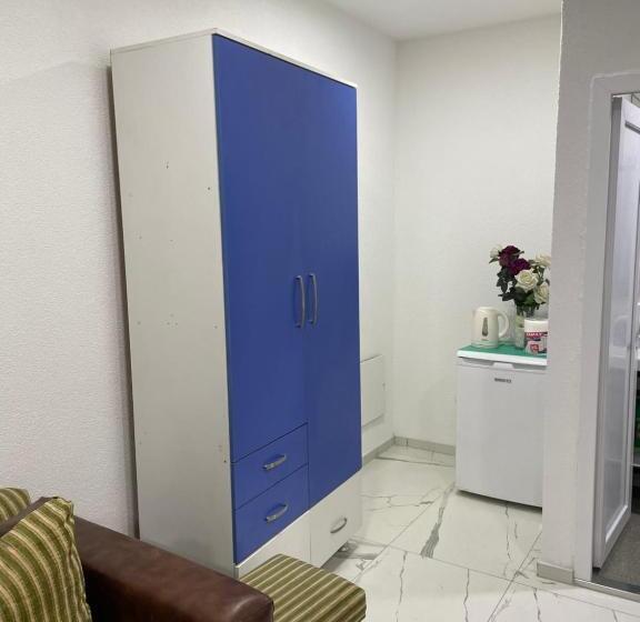 پانسیون Unik Home Family