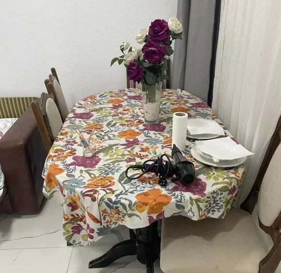 پانسیون Unik Home Family