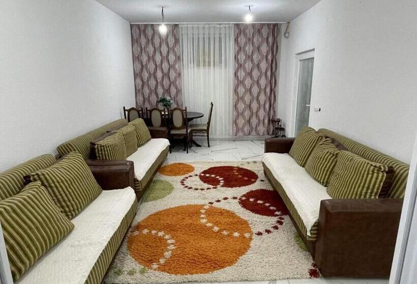 پانسیون Unik Home Family