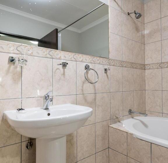 Anew Hotel & Convention Centre Or Tambo Johannesburg