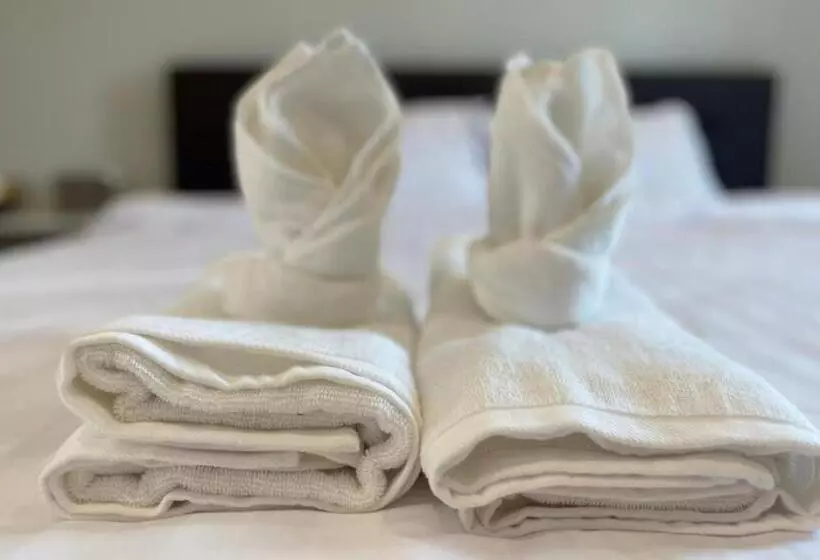 Arawan Resort เอราวัณ รีสอร์ท