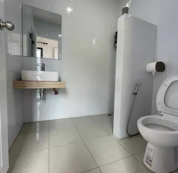 Arawan Resort เอราวัณ รีสอร์ท