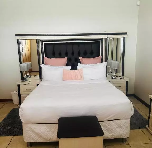 تختخواب و صبحانه Coastwave Guest House, 33