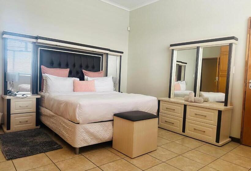 تختخواب و صبحانه Coastwave Guest House, 33