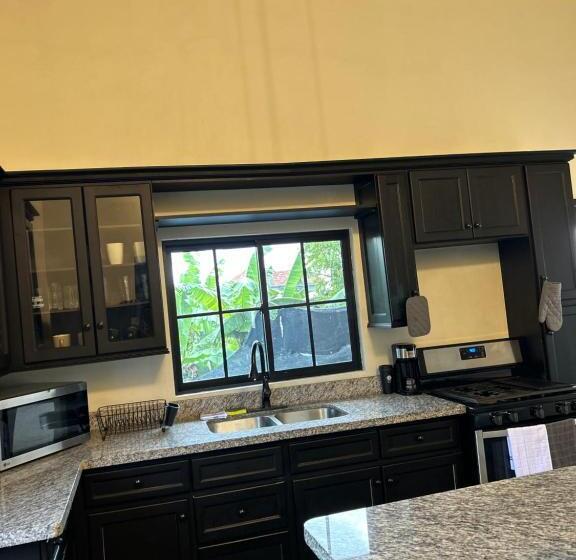 Gabs Place Bed And Breakfast