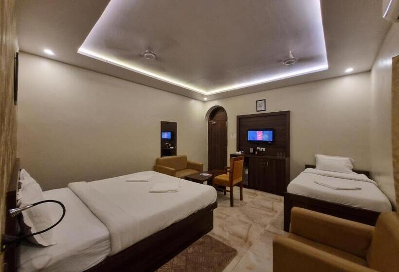 בית מלון כפרי Aditi Inn