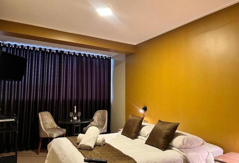 هتل Casahuanca Olimpico