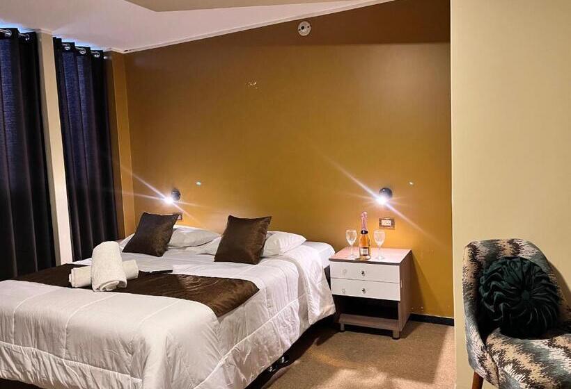 هتل Casahuanca Olimpico