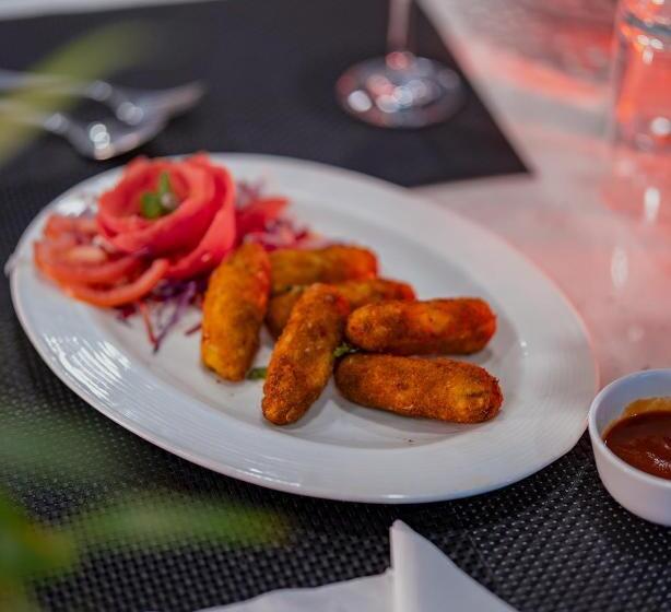 בית מלון כפרי Downtown