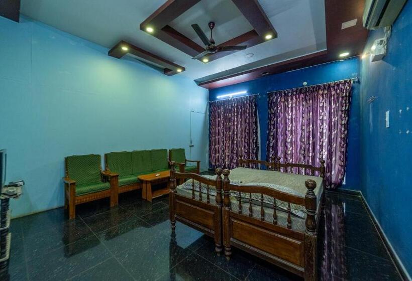 هتل Honey Dew Eco Resort