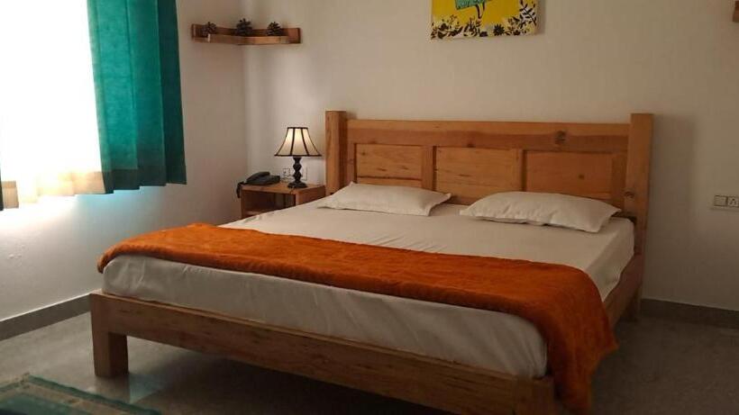 Отель J Terminal