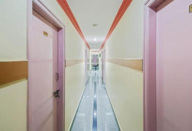 Отель Natasha Regency Bangalore Airport