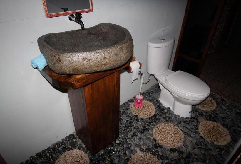 בית מלון כפרי Novali Surf Retreat Mentawai