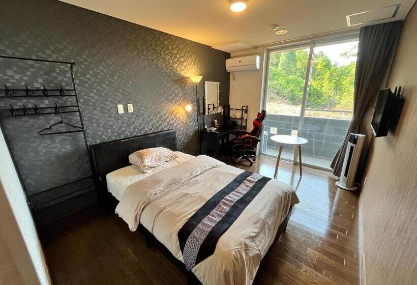 Hotel Peace Inn Hagi