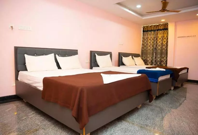 Hotelli Sri Shanmuga