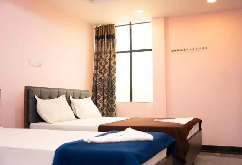 Hotelli Sri Shanmuga