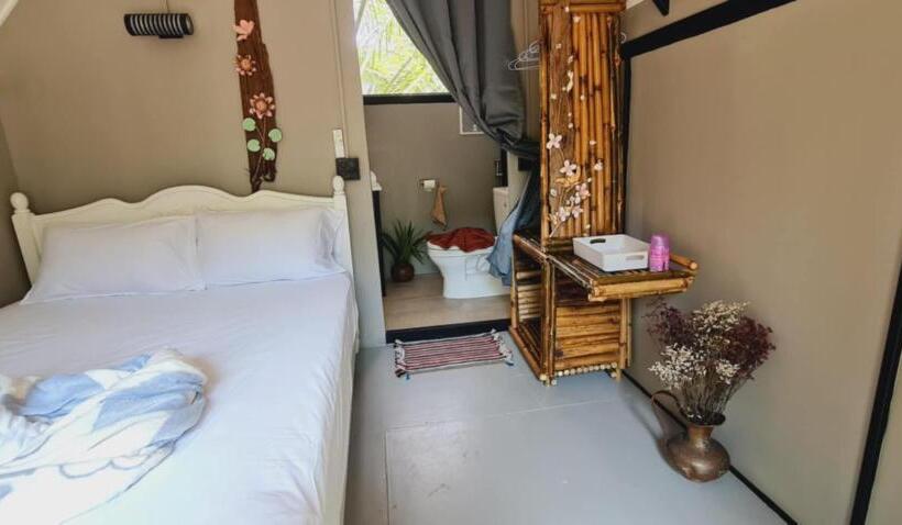 Hotelli Tee Bungalow In The Jungle