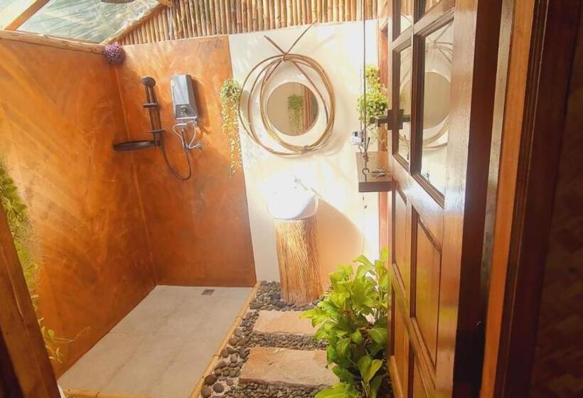 Hotelli Tee Bungalow In The Jungle