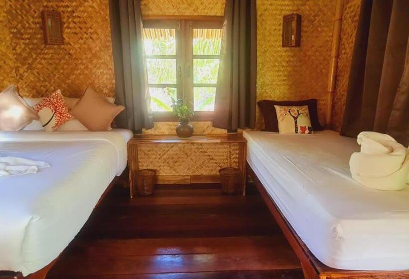 Hotelli Tee Bungalow In The Jungle