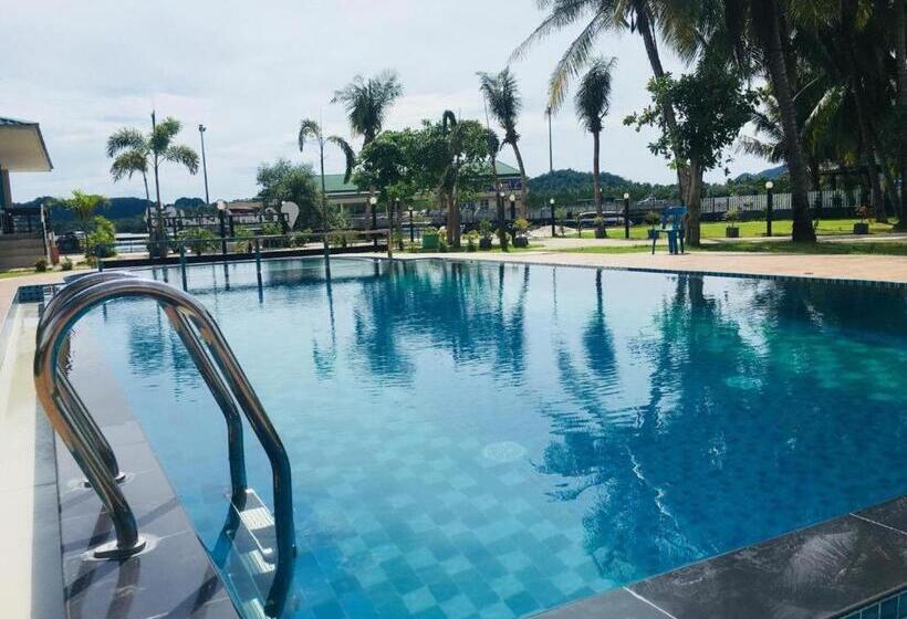 Hotel The Coco Grand Chalet Pakbara