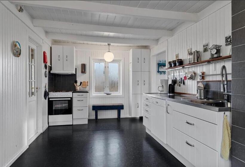 Пансион Arctic Ocean Lodge