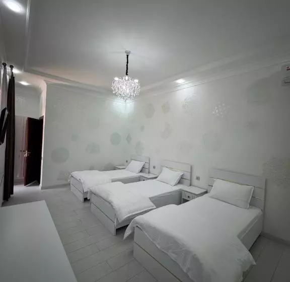 ペンション Salomat Guest House