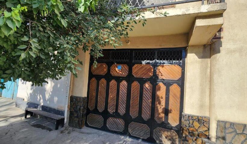 پانسیون Sim Sim Hostel