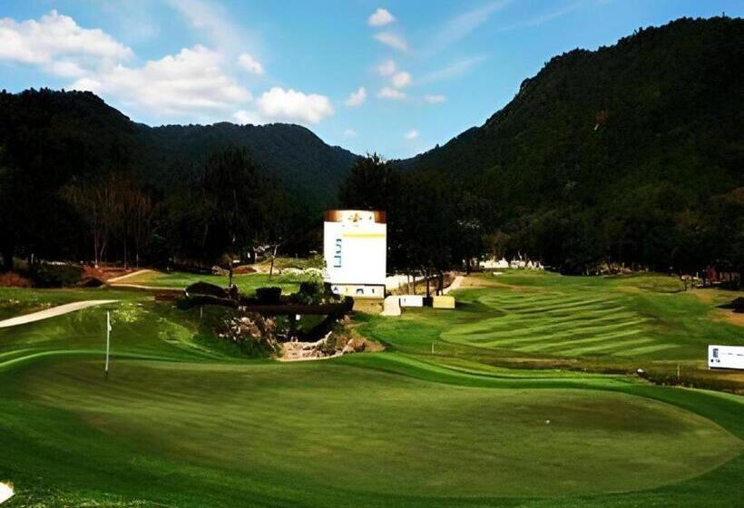 Royal Hills Golf Resort And Spa