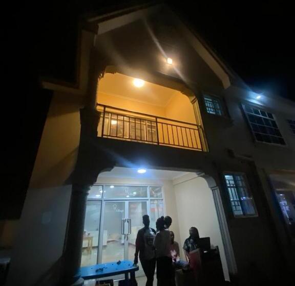 مبيت وإفطار Kisongo Village Lounge