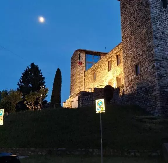 Aamiaismajoitus (B&B) La Tana Del Geco