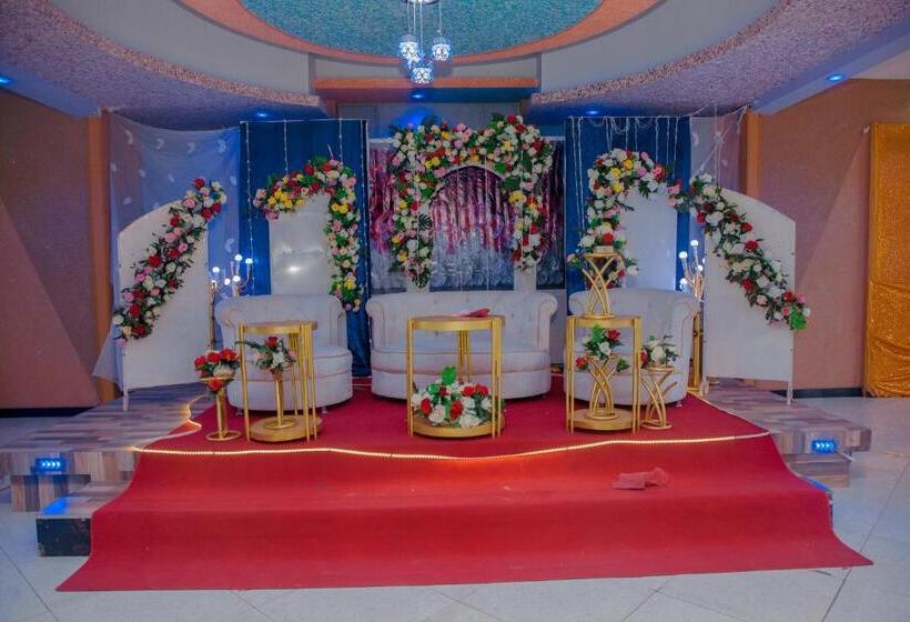 Butiama Hotel Chanika