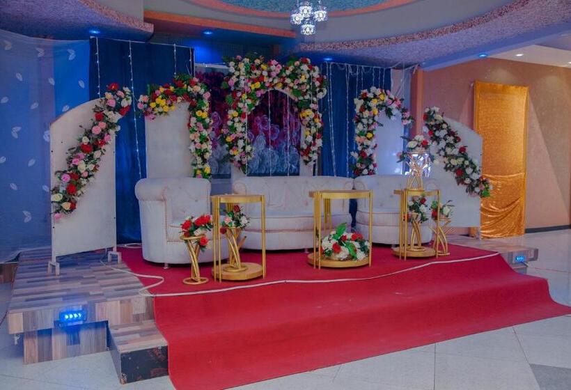 Butiama Hotel Chanika