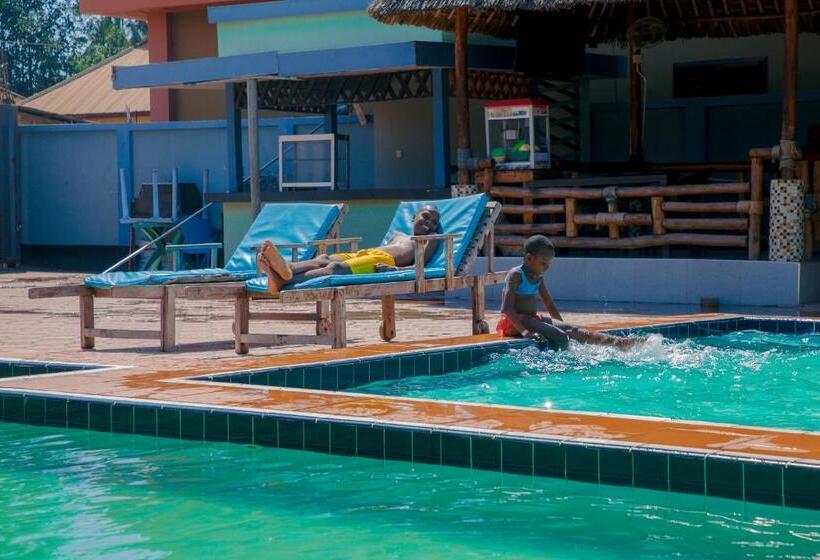 Butiama Hotel Chanika