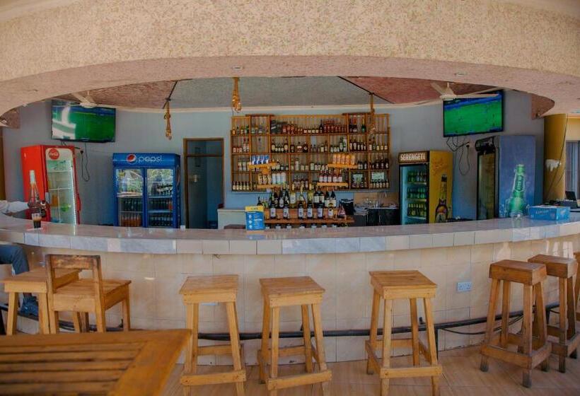 Butiama Hotel Chanika