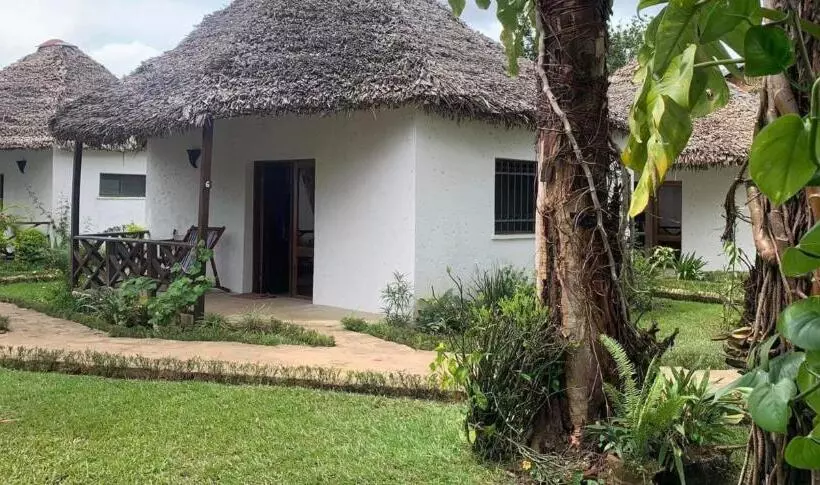 هتل Indrilodge