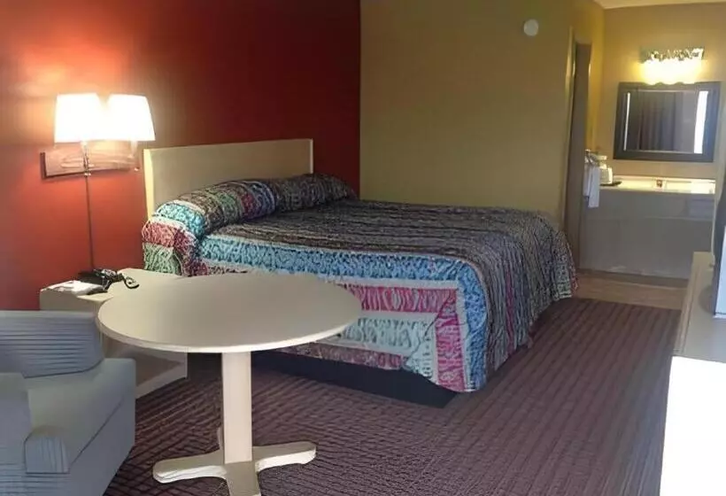 Hotelli Knights Inn   Wildersville, Tn