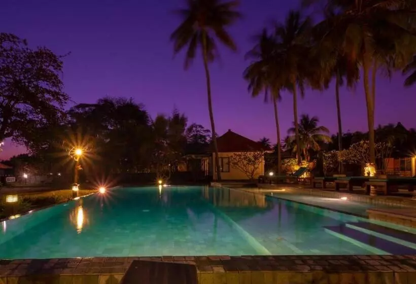 Hotelli Oyo 1508 Mascot Beach